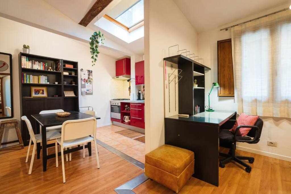 Cozy Apartment In Borgo Dei Greci Firenze Eksteriør billede