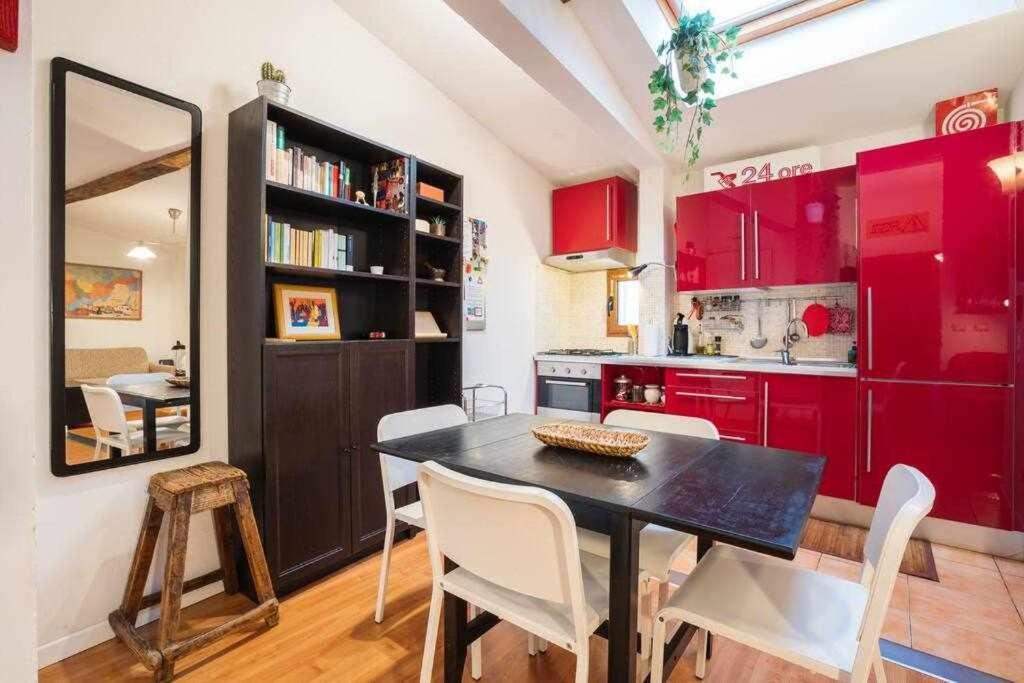 Cozy Apartment In Borgo Dei Greci Firenze Eksteriør billede